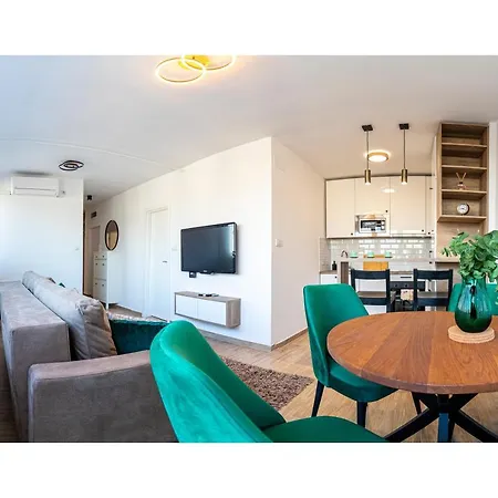 Apartment Sunny Nest Belgrade